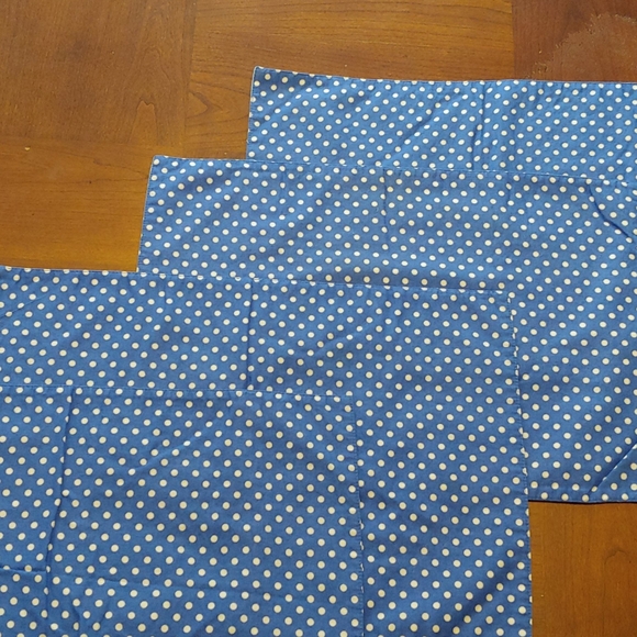 GUC - Set of 4 Placemats - Picture 1 of 5